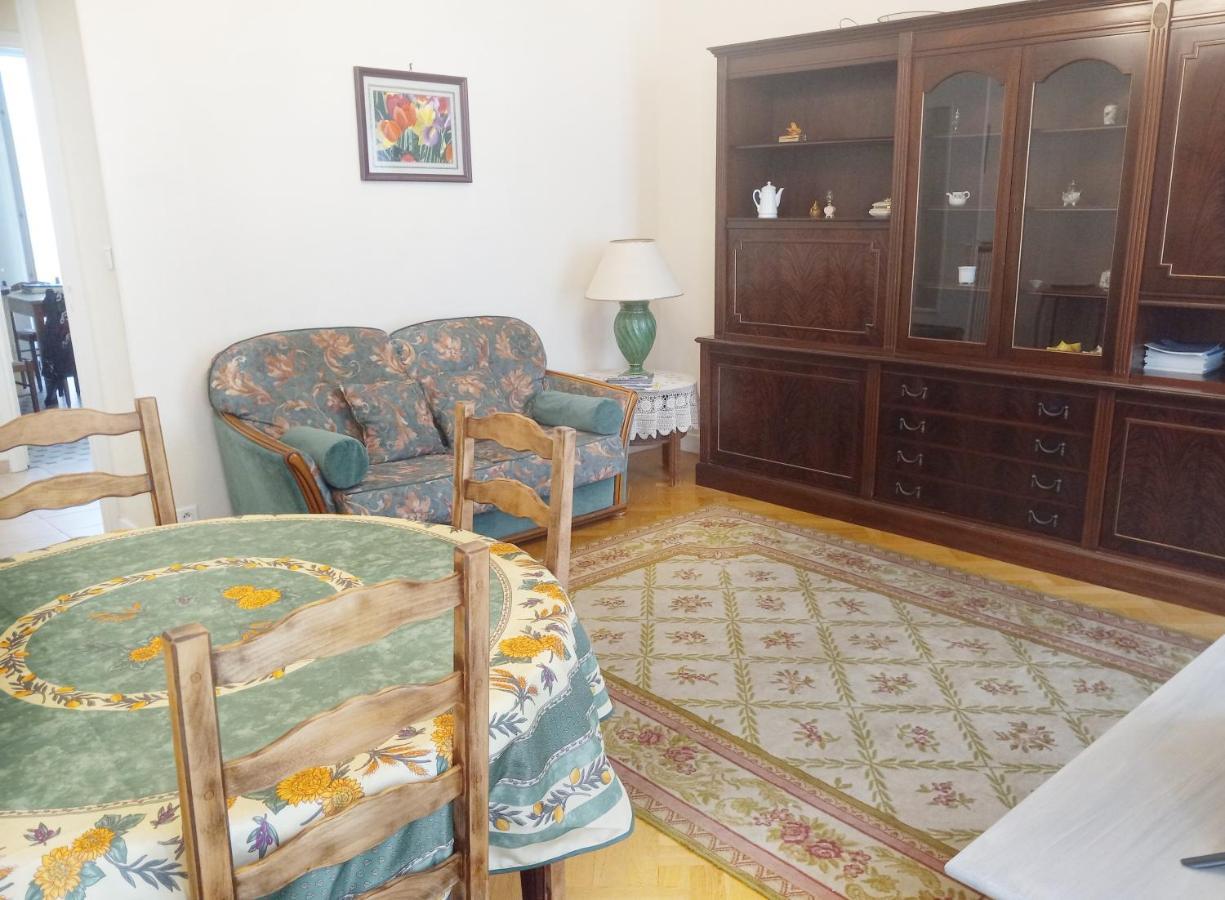 Nice Large 2Br Sunny 20 Meter Terrace Parking Beach Shops Exterior photo